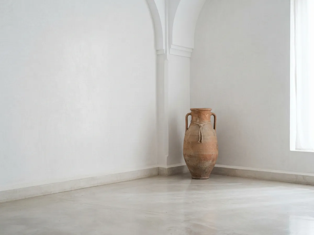 Balancing Negative Space with Statement Decor Pieces